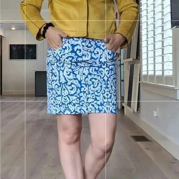 Old navy blue mini skirt - Picture 2 of 6